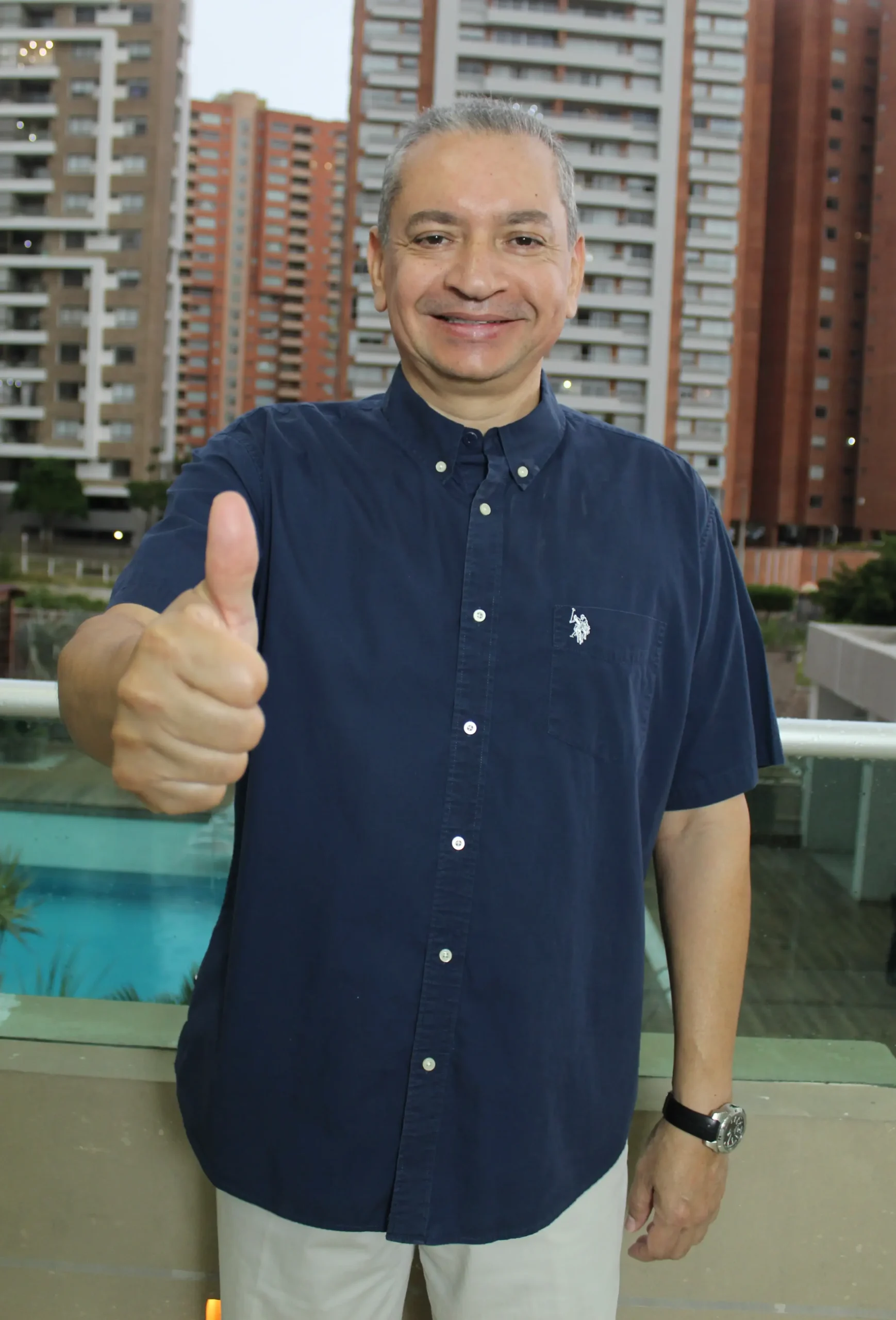 foto el profesor granadillo lanzamiento